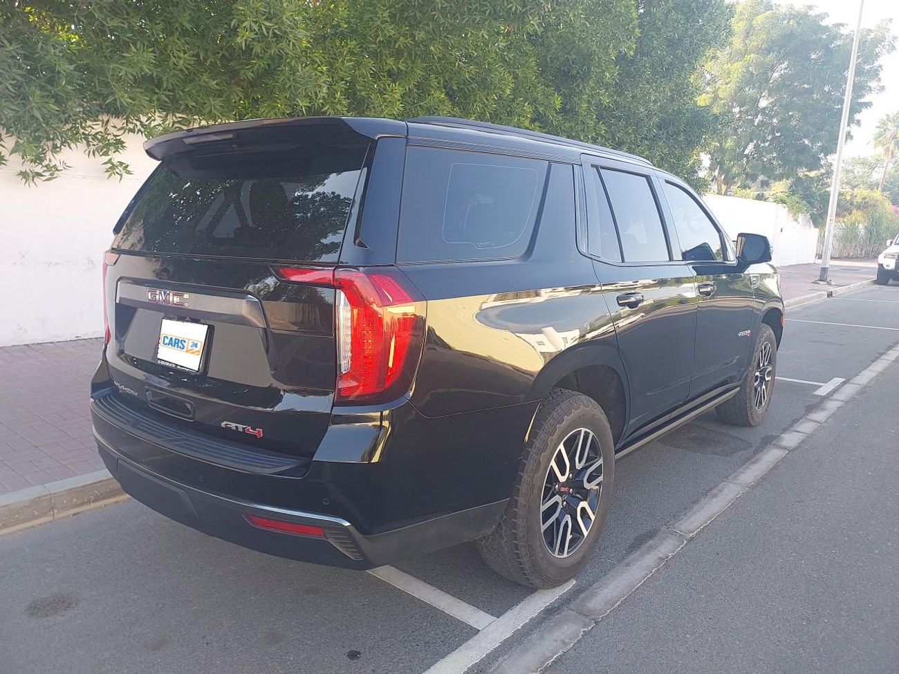 GMC Yukon AT4 5.3 | Zero Down Payment | Home Test Drive