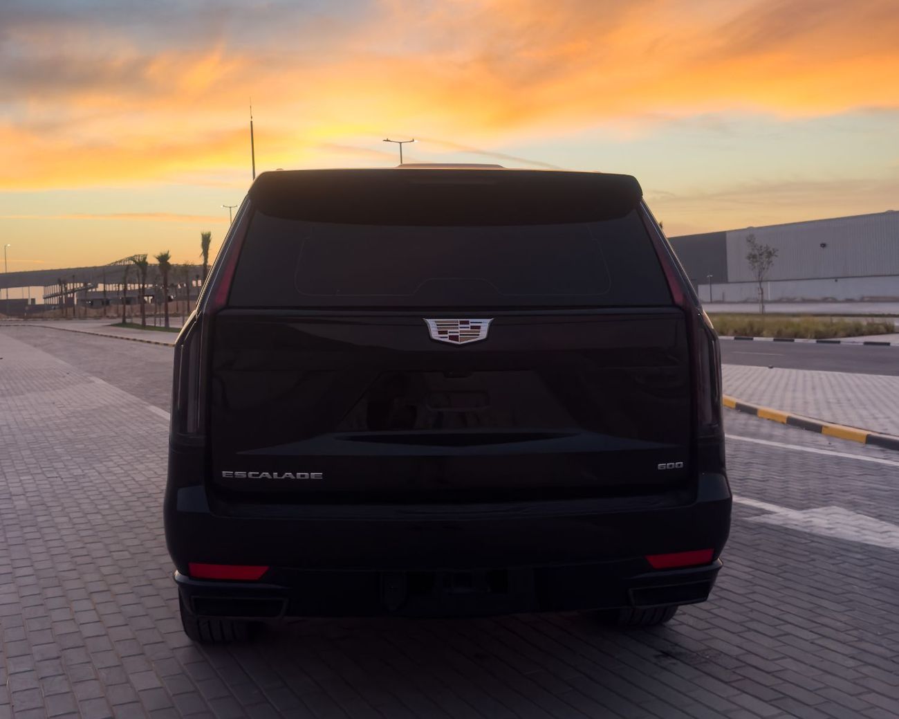 Cadillac Escalade Sport Platinum 6.2L AWD VIP INTERIOR CABIN (EXPORT ONLY)