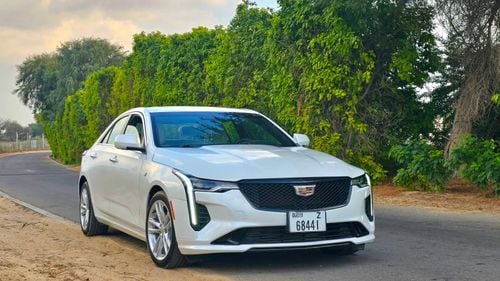 Cadillac CT4 Premium Luxury (((Amazing Price)))