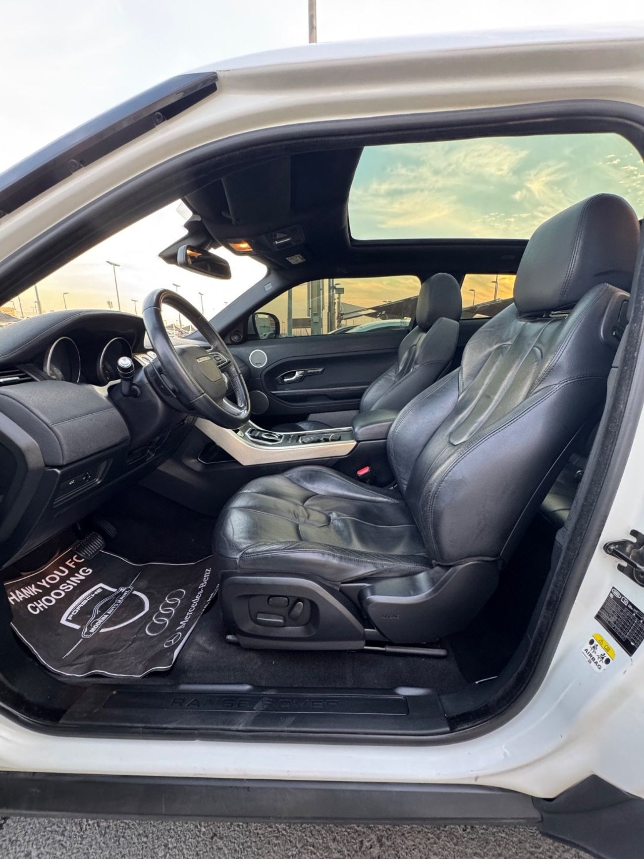 لاند روفر رانج روفر إيفوك HSE 2.0L Convertible