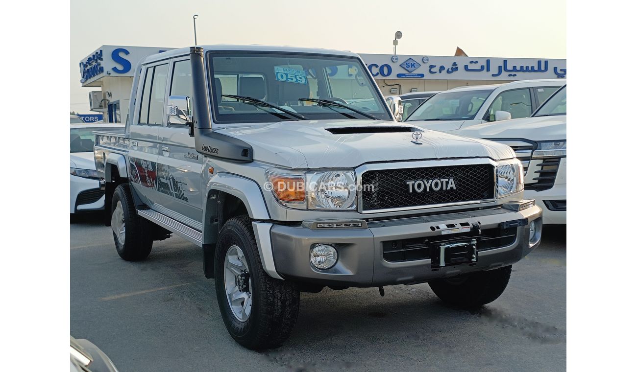 Toyota Land Cruiser Pick Up 4.5L V8 DIESEL FULL OPTION, M/T / DOUBLE CAB / DIFF LOCK (CODE # 7473)