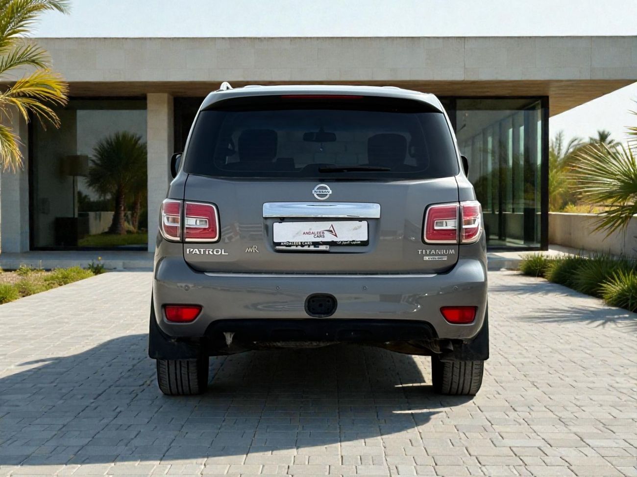 Nissan Patrol LE Titanium 5.6L V8 | 2017 | GCC SPECS | AED 2,700 / MONTH
