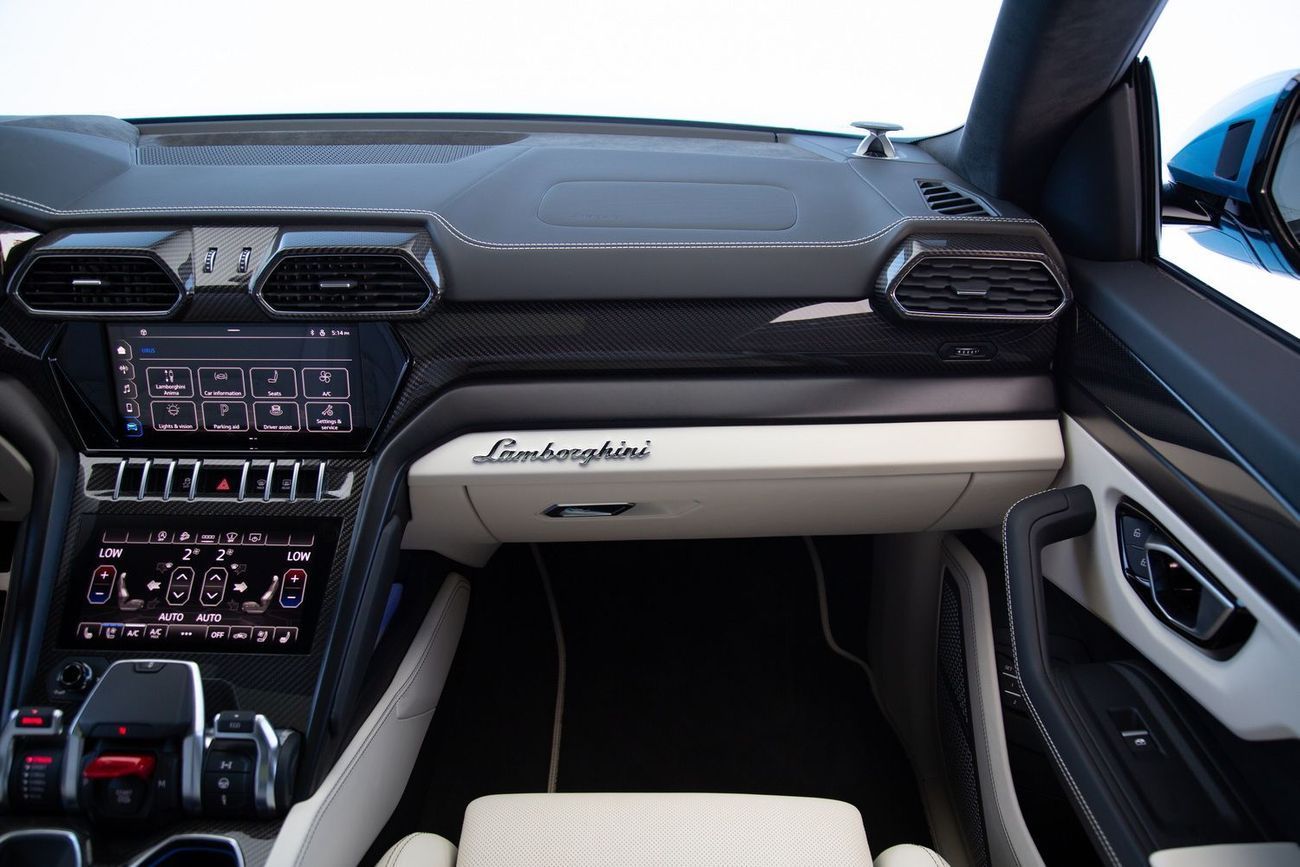 Lamborghini Urus STD 4.0T V8