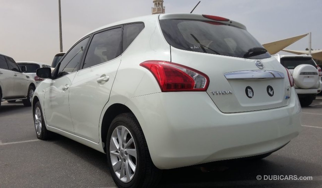 Nissan Tiida 1.6