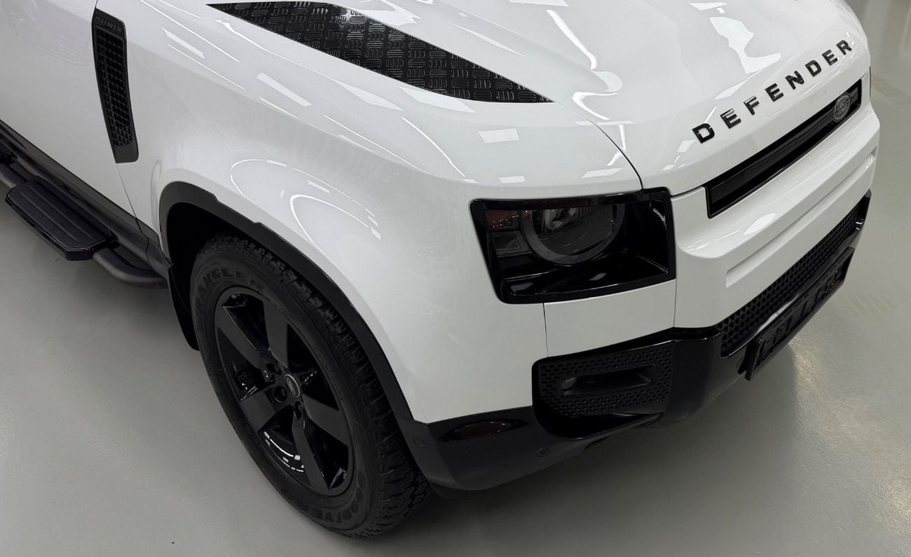 Land Rover Defender P400 110 HSE 3.0L (5 Seater)