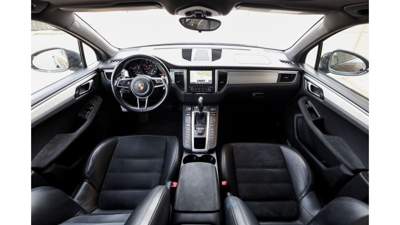 Porsche Macan Porsche Macan GTS 2017 European Spec under Warranty with Flexible Down-Payment/ Flood Free.