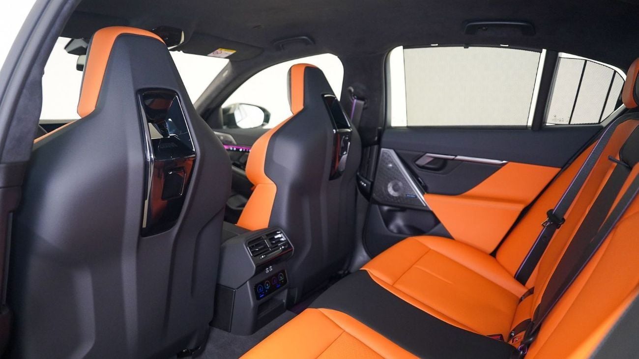 BMW M5 M5 Competition | AED 9,141 PM | Warranty December 2027 - Service December 2028 | GCC