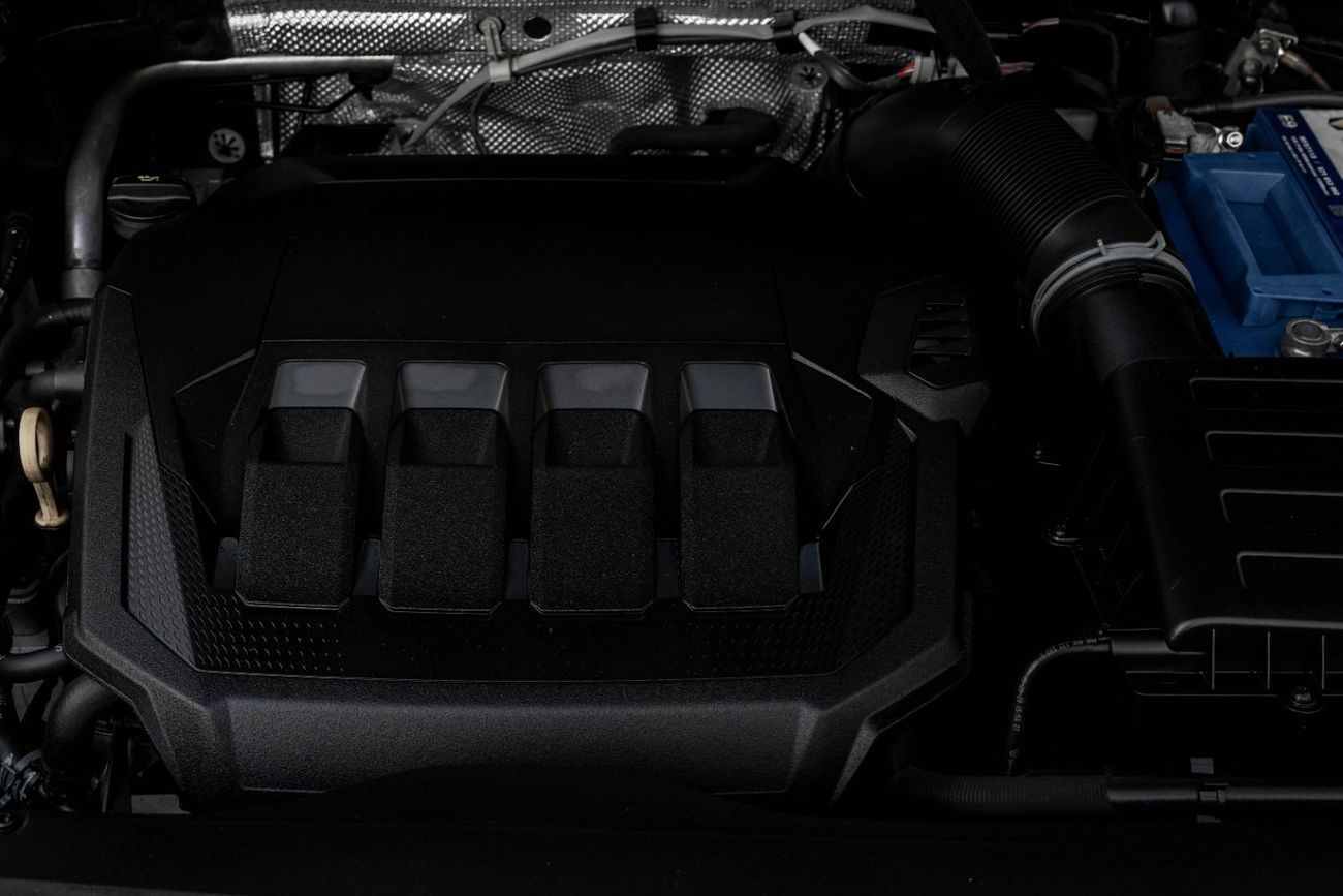 Volkswagen Tiguan R-LINE | 1,762 P.M | 0% Downpayment | IMMACULATE!