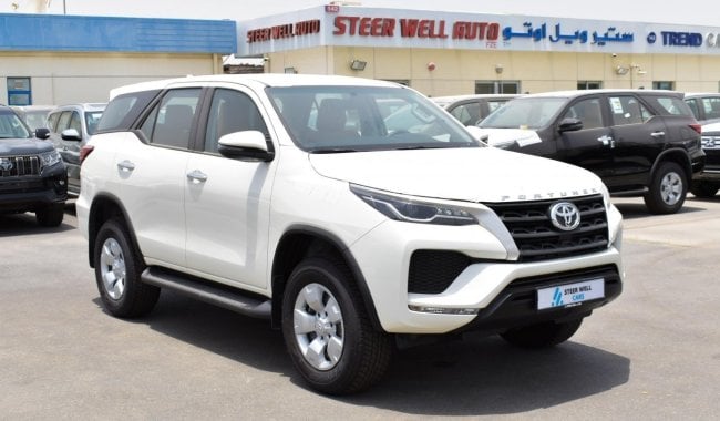 Toyota Fortuner 2022| 2.4L - DSL- E  A/T - 4X4  - FABRIC SEATS WITH GCC SPECS - EXPORT ONLY