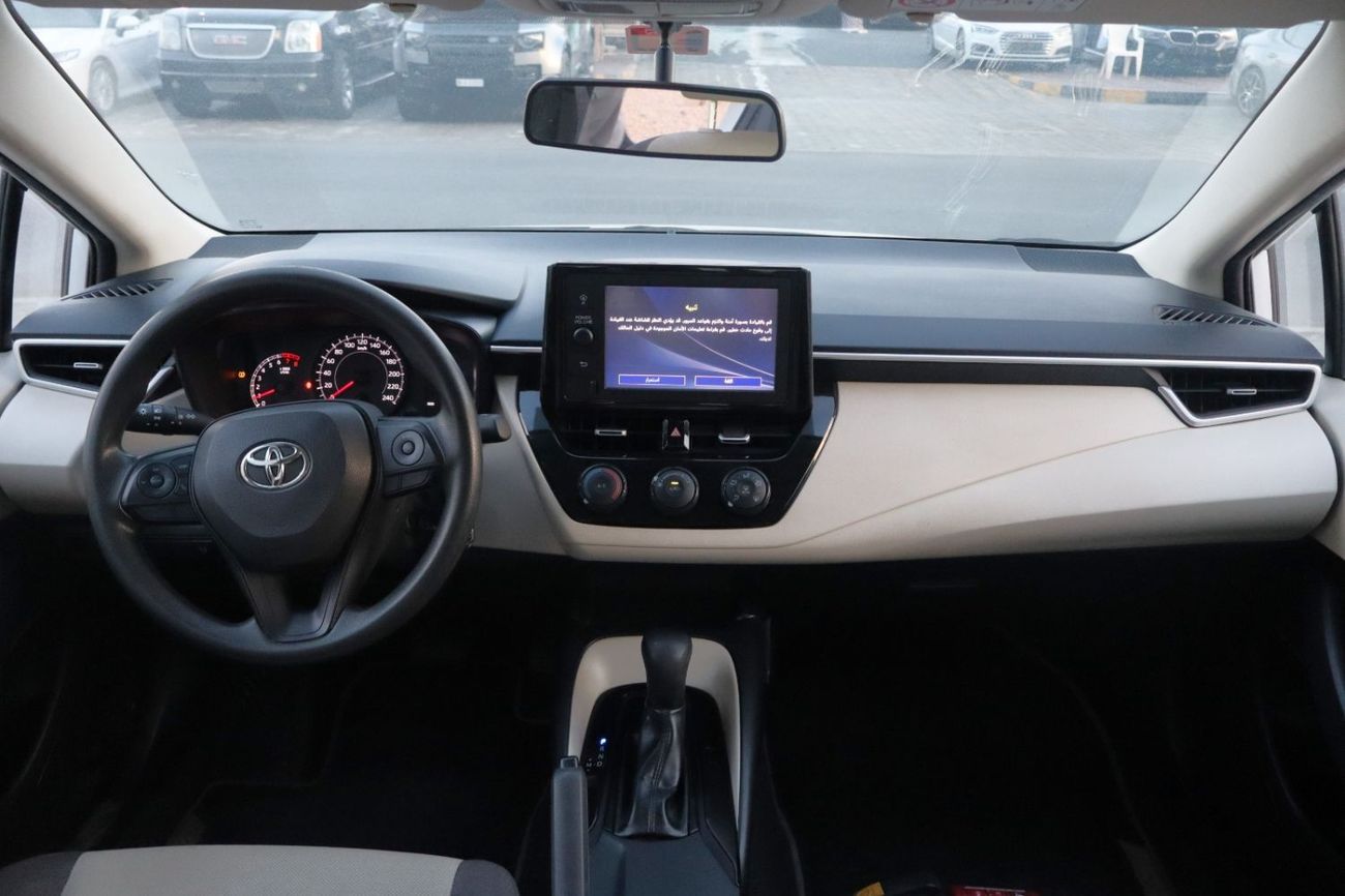 تويوتا كورولا SE 1.6L