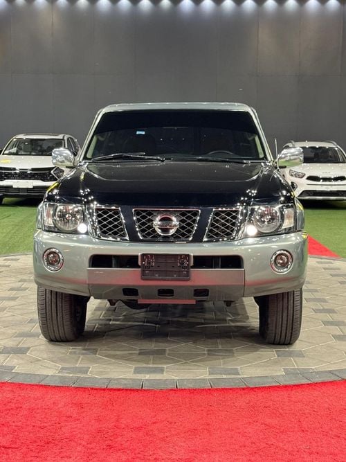 Nissan Patrol Safari 4.8L M/T
