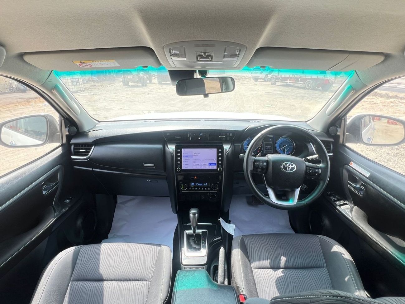 تويوتا فورتونر 2,8 LITER ,DIESEL RIGHT HAND DRIVE PUSH START