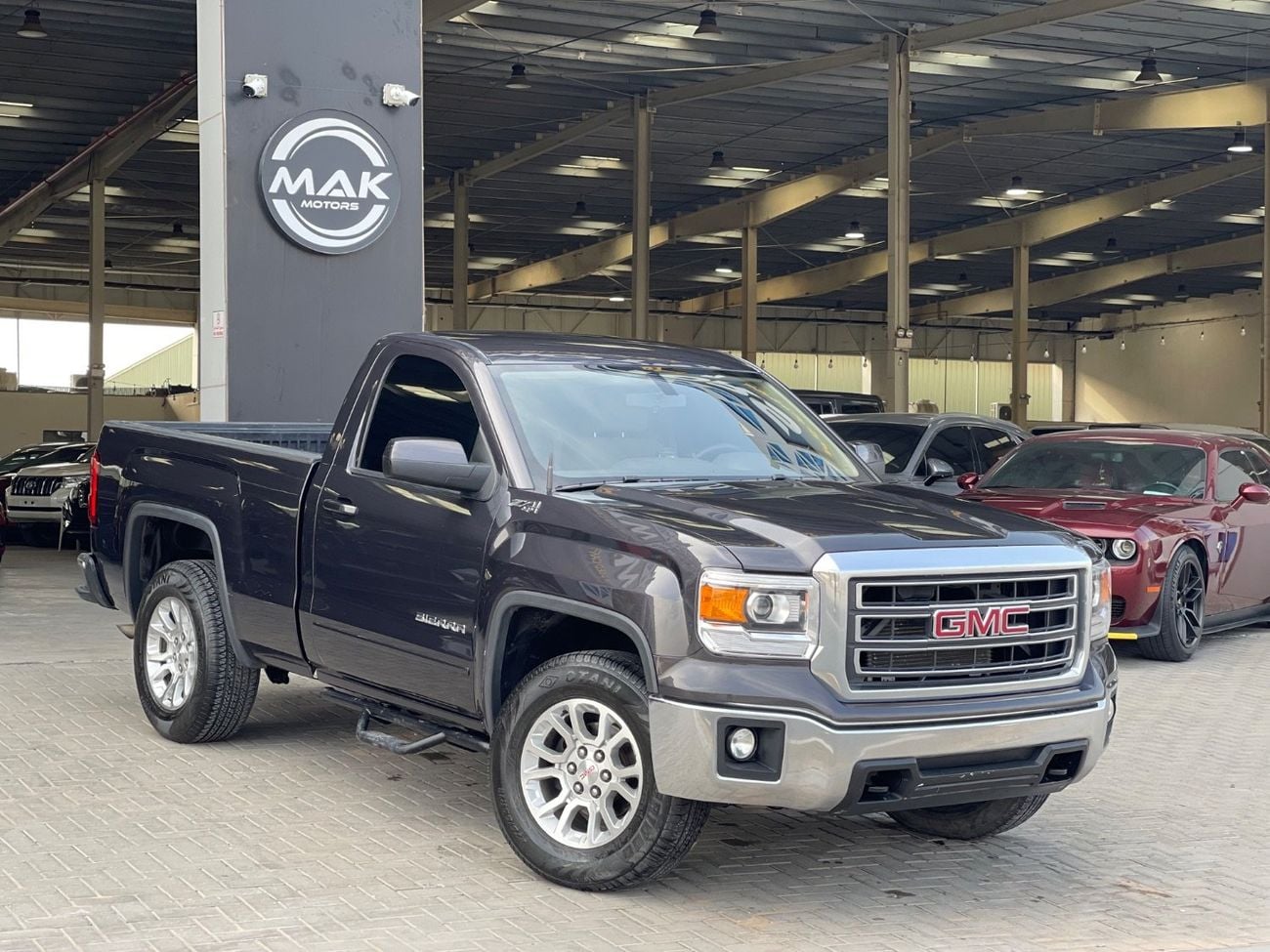 GMC Sierra 1500 SLE 5.3L Single Cab Utility V8 5.3L / 4x4 / GCC / LEATHER / REMOTE START / BIG RIMS / BIG SCREE