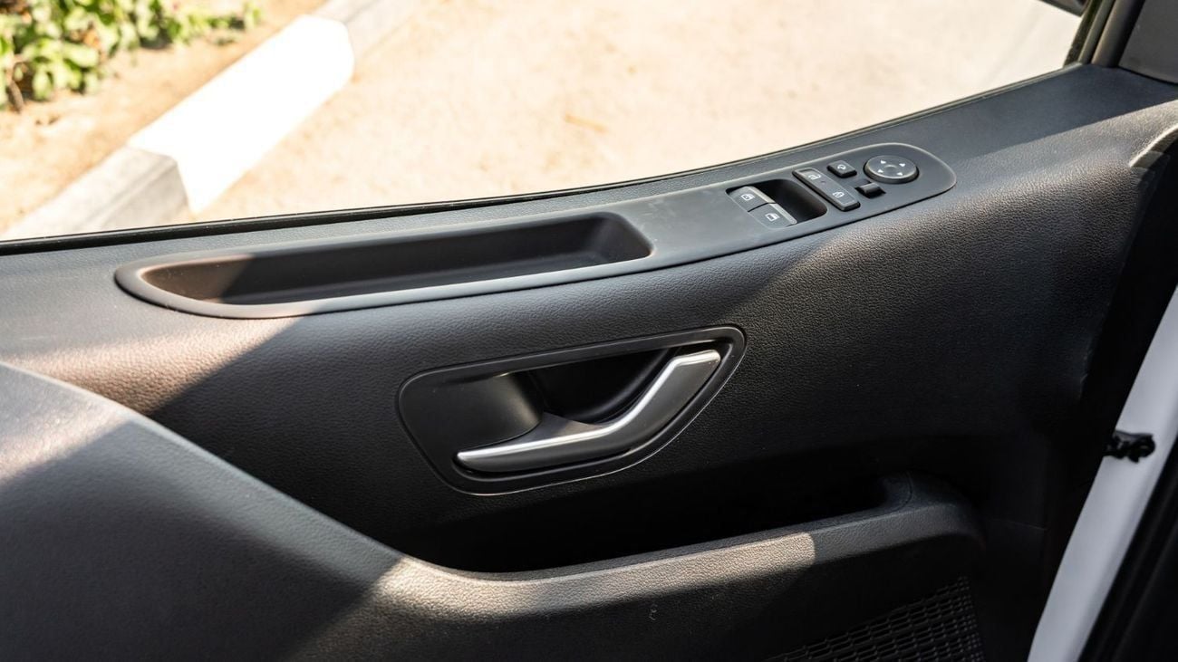 هيونداي ستاريا 2026 | HYUNDAI STARIA 11 SEATER PREMIER [ EXPORT ONLY ]