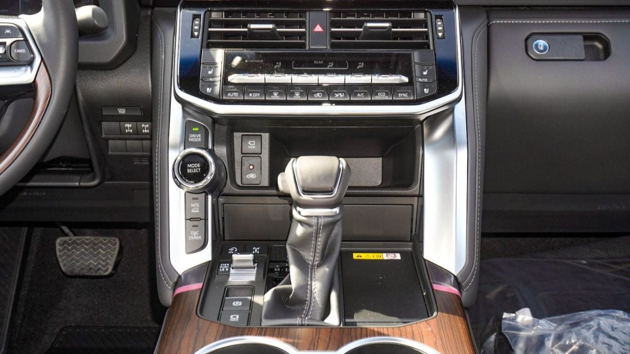 Toyota Land Cruiser TOYOTA LC300 VX-HI 3.5L PETROL 2025 MODEL GCC