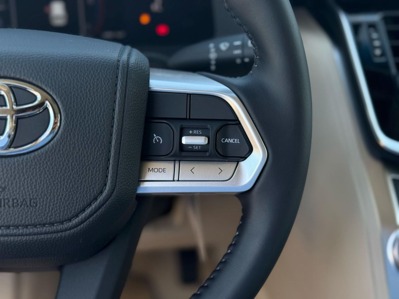 Toyota Land Cruiser GXR 4.0L