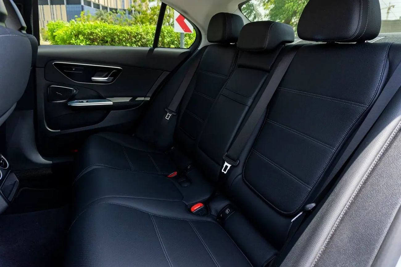 Mercedes Benz C200 PREMIUM