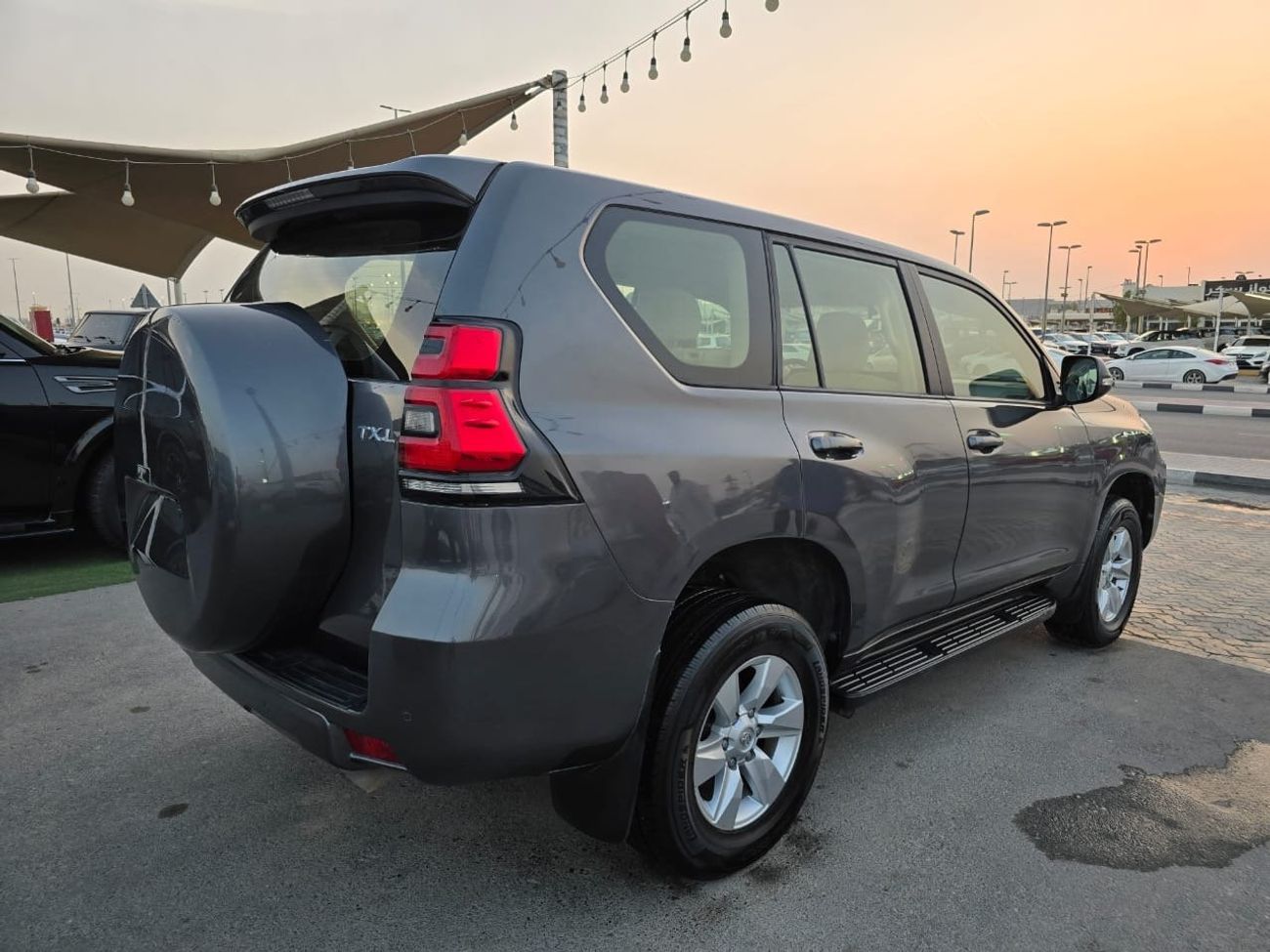 Toyota Prado 2020 Model TXL V4 2.7L GCC Specification Very Clean and Perfect Condition