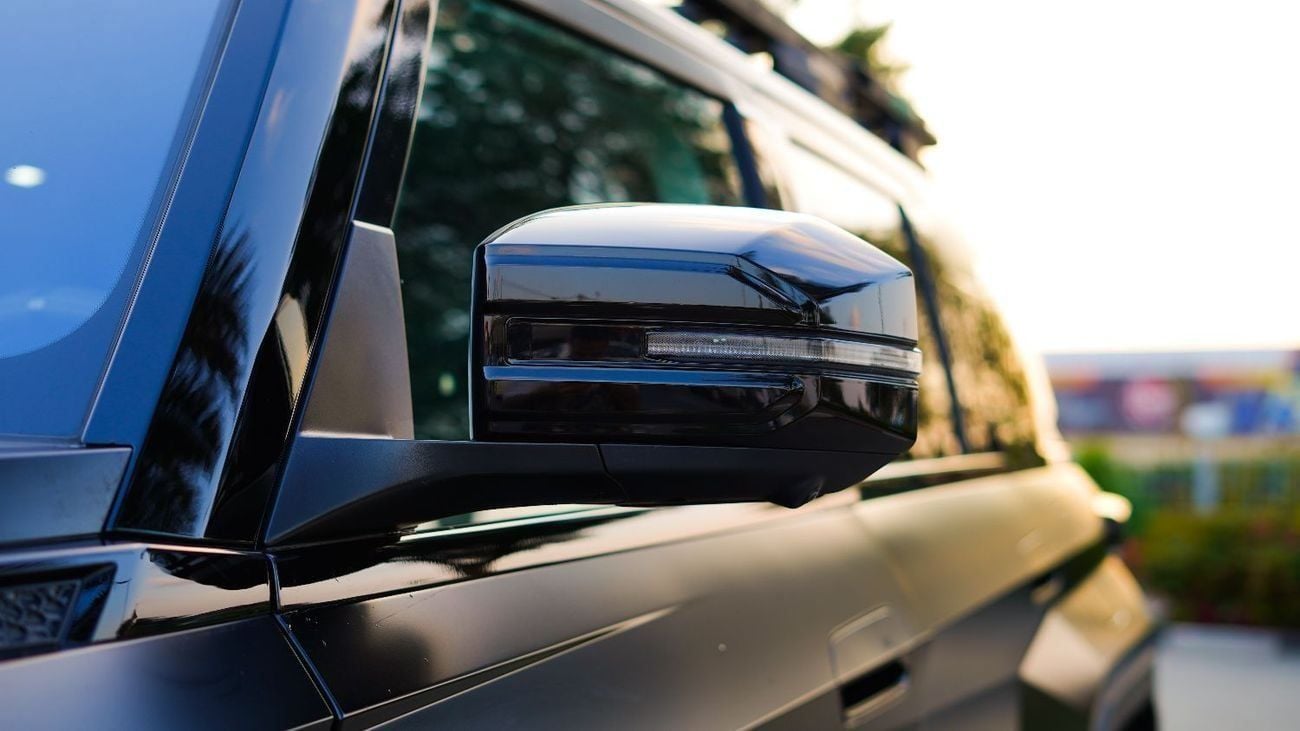 Dongfeng M Hero 917 2025 Dongfeng M-Hero 917 /  1.5L Hybrid ( Plug-In) / 65.8 kWh / Range (750 Km) / 804 Hp / Gcc Specs