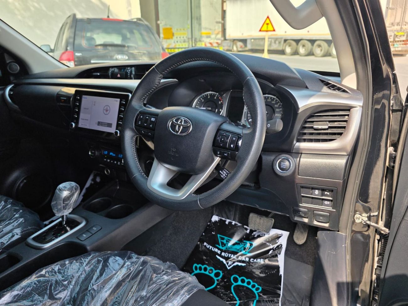 Toyota Hilux RIGHT HAND DRIVE ONLY FOR EXPORT 2.8 LITER SHAPE MODIFIED 2024