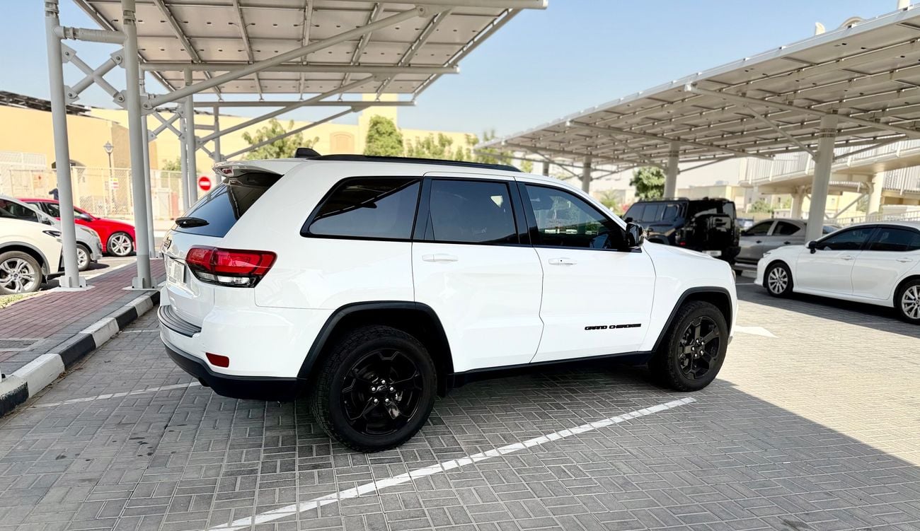 جيب جراند شيروكي