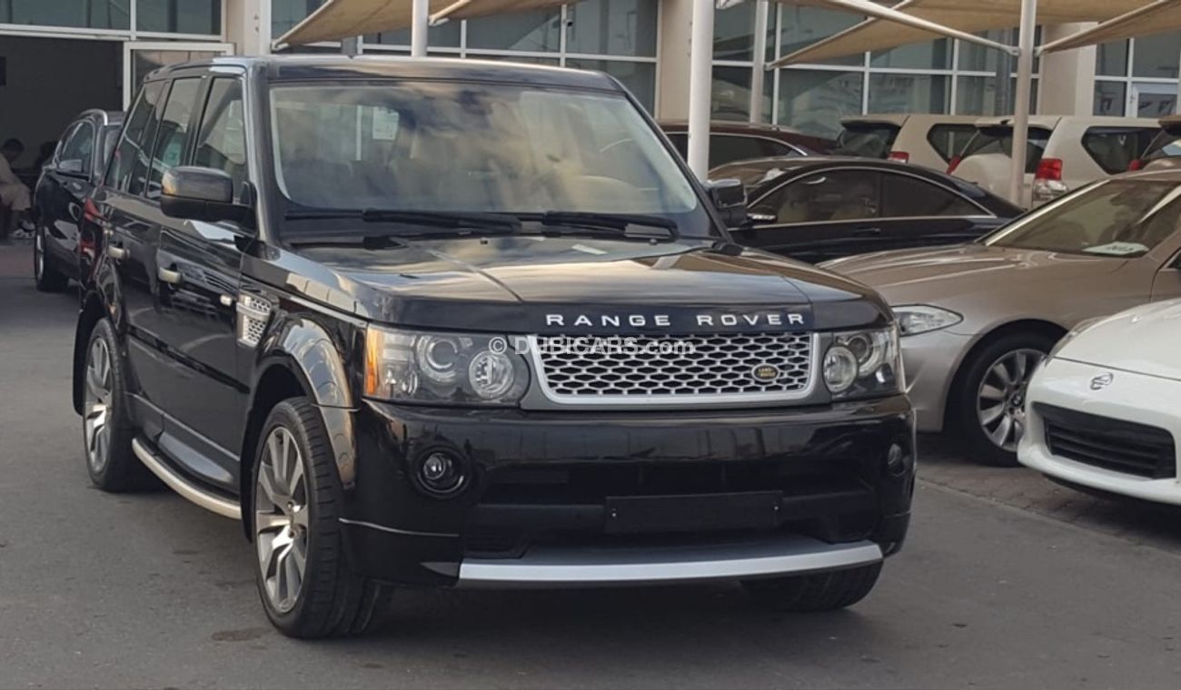 Land Rover Range Rover Sport 2011 car prefect condition full service full option low milea