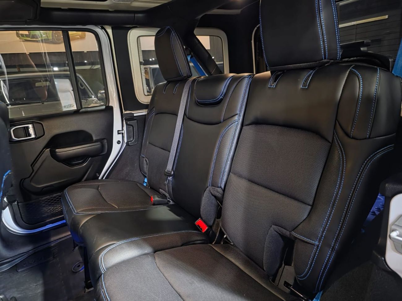 جيب رانجلر Unlimited Sport 3.6L A/T