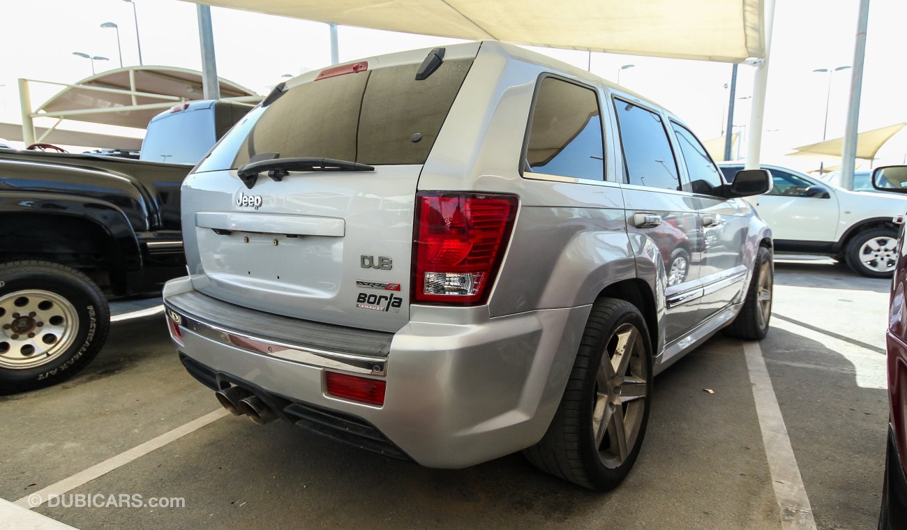 Jeep Grand Cherokee SRT