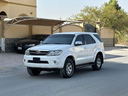 تويوتا فورتونر