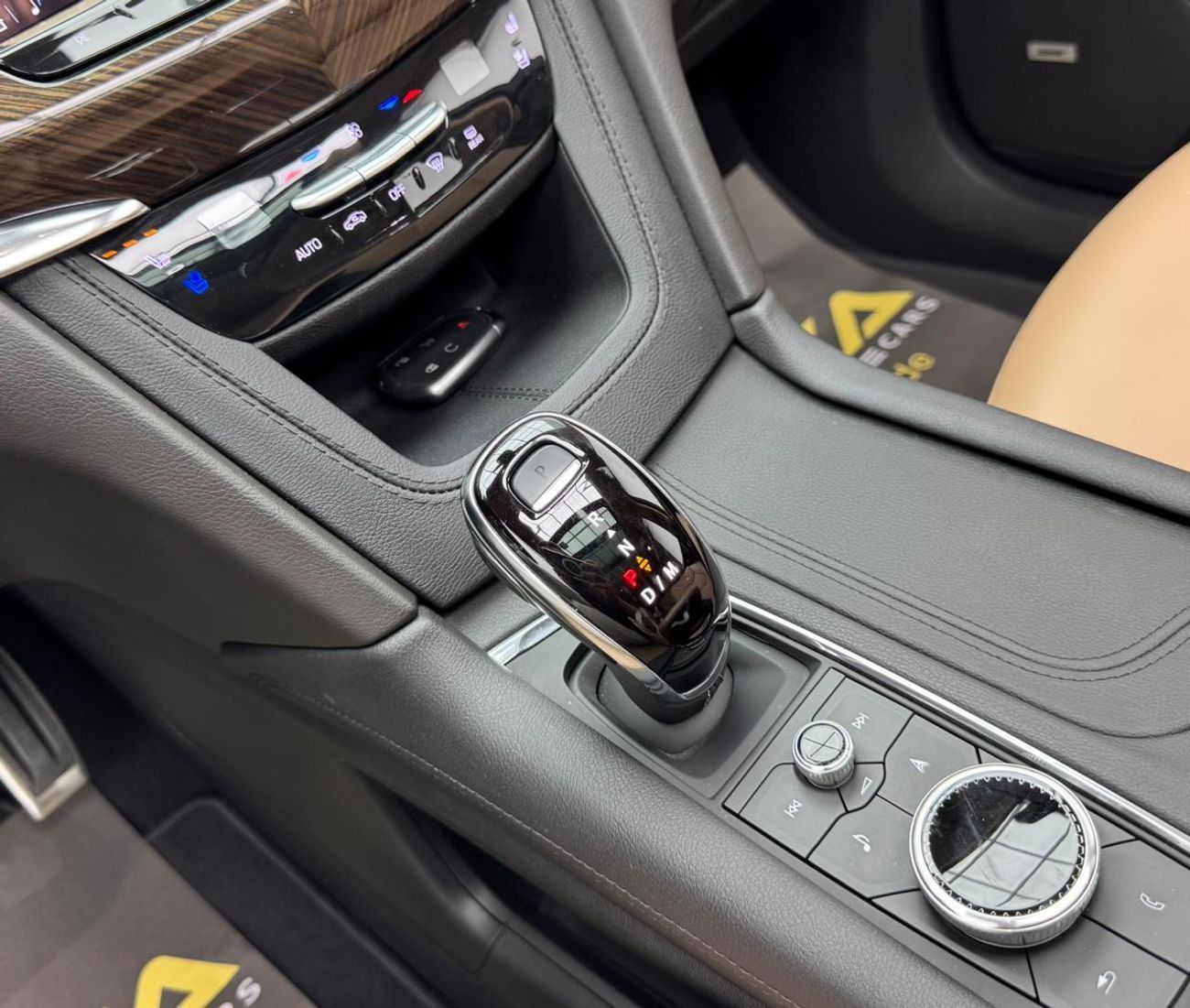 كاديلاك XT6 Sport 3.6L 2024 Cadillac XT6 Sport, 2027 Cadillac Warranty, 2028 Cadillac Service Pack, GCC