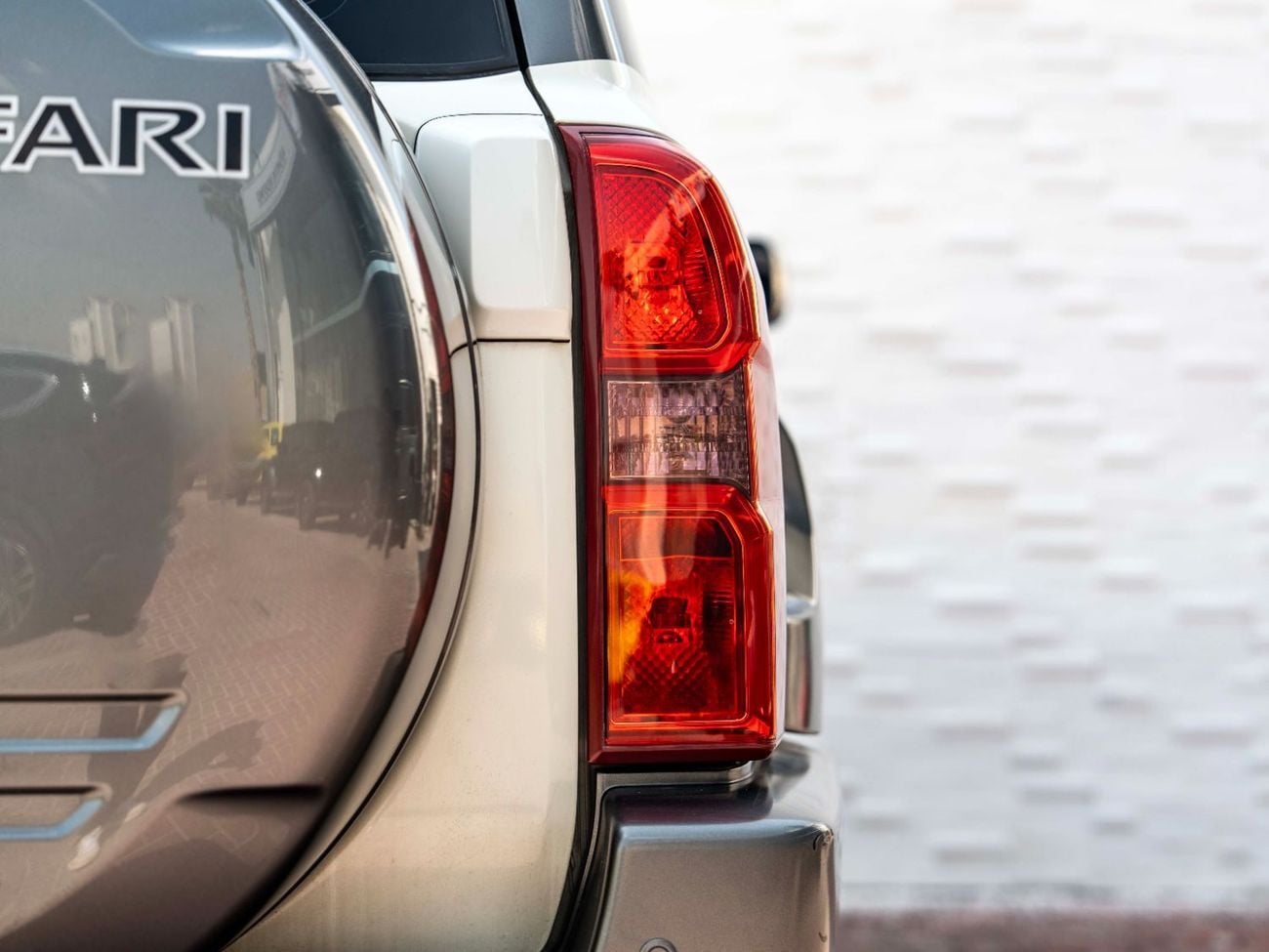 Nissan Patrol Safari Super Safari 4.8L A/T