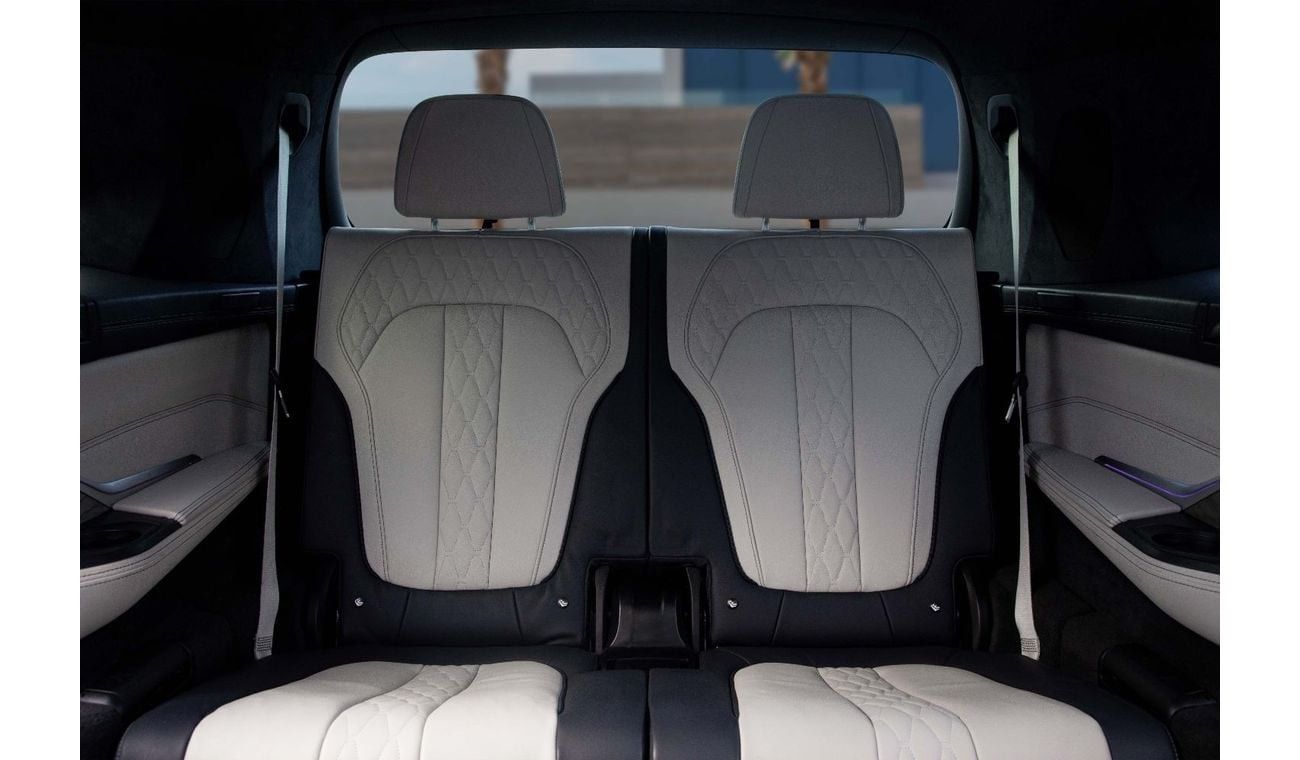 BMW X7 50i Individual | 3,427 P.M  | 0% Downpayment | High Spec!