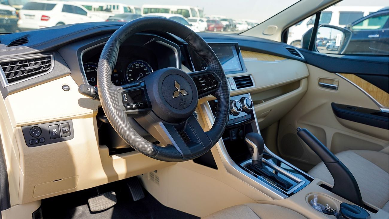 ميتسوبيشي إكسباندر