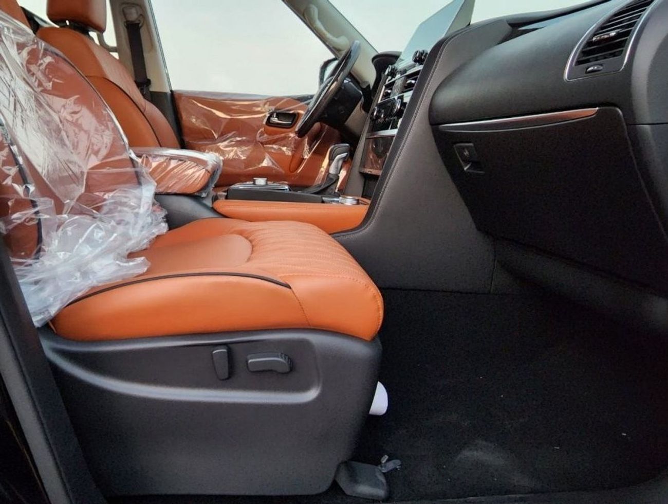 نيسان باترول نيسان باترول بلاتينيوم 4.0 لتر بنزين ، دفع رباعي ، V6 ، دفع رباعي ، 5 أبواب ، 360 كاميرا ، رادار ، م