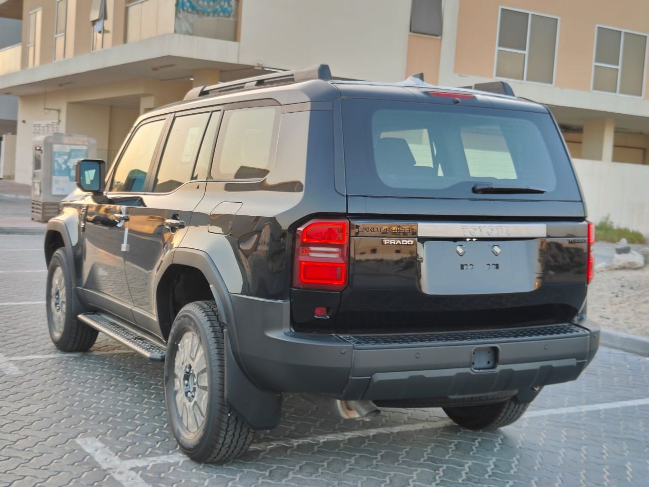 Toyota Prado 2025 Toyota Prado TXL 7-Seater 2.4L 4-Cyl Turbo Petrol A/T 4WD Export Only