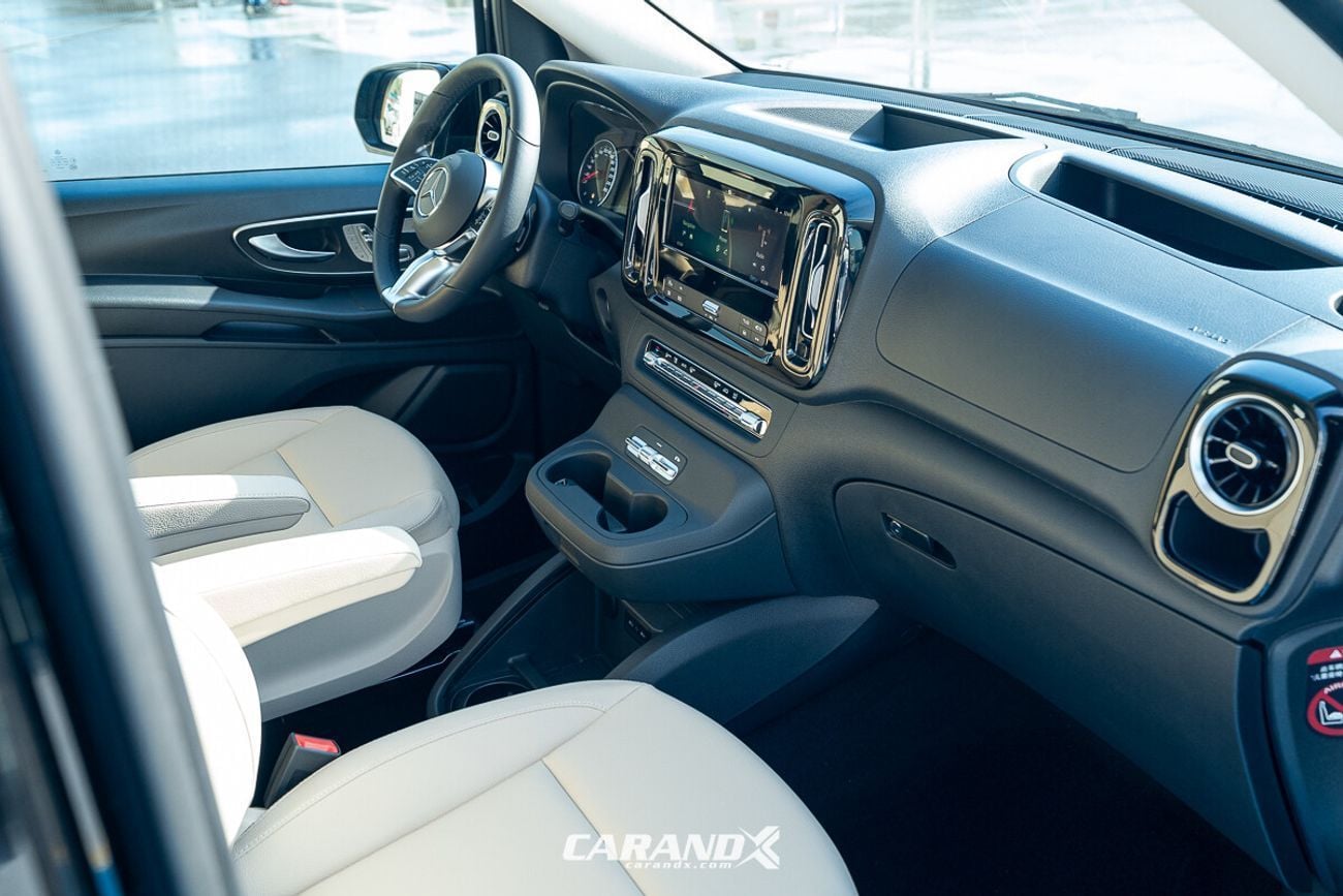 مرسيدس بنز فيتو Vito Business Edition 2.0L Petrol 2025