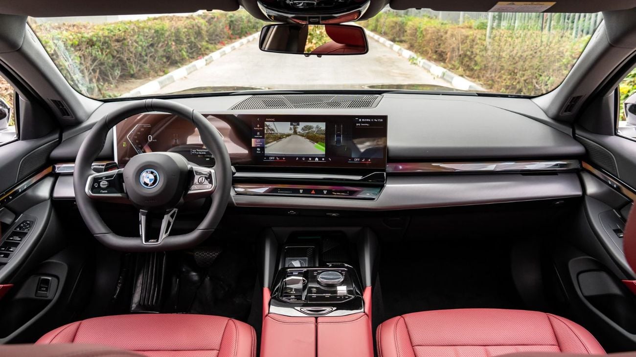 BMW i5 2025 | BMW I5 EDRIVE 35L M SPORT PACK [ EXPORT ONLY ]