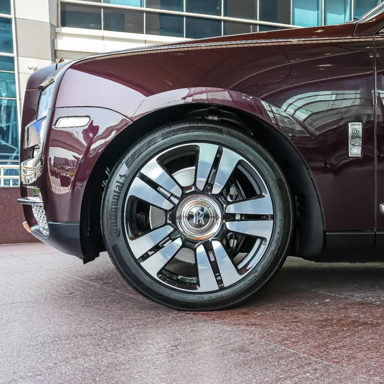 رولز رويس كولينان 2020 ROLLS ROYCE CULLINAN DONE 12,000KM ( FULL SERCICE HISTORY FROM ROLLS ROYCE )