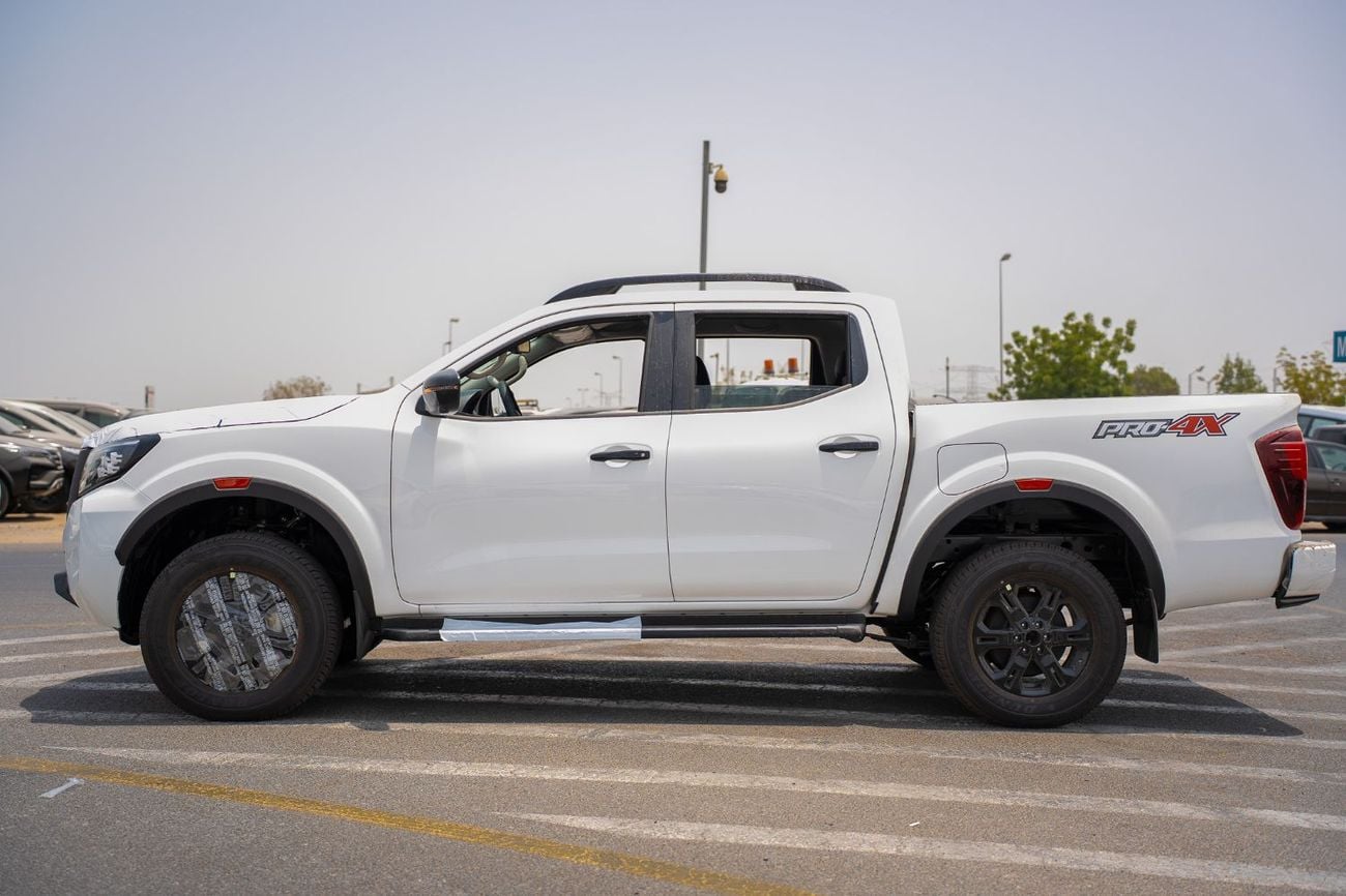 Nissan Navara PRO-4X Off-Road | 2.5L Diesel 4WD A/T (Only For Export)