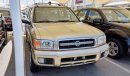 Nissan Pathfinder SE 3.5