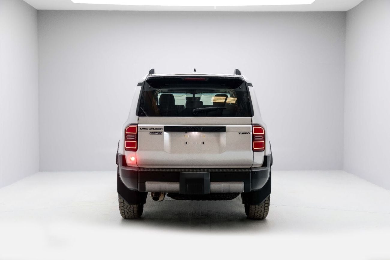 Toyota Prado ADVENTURE 2.8L - PLATINUM WHITE INSIDE DK CHESTNUT | EXPORT ONLY