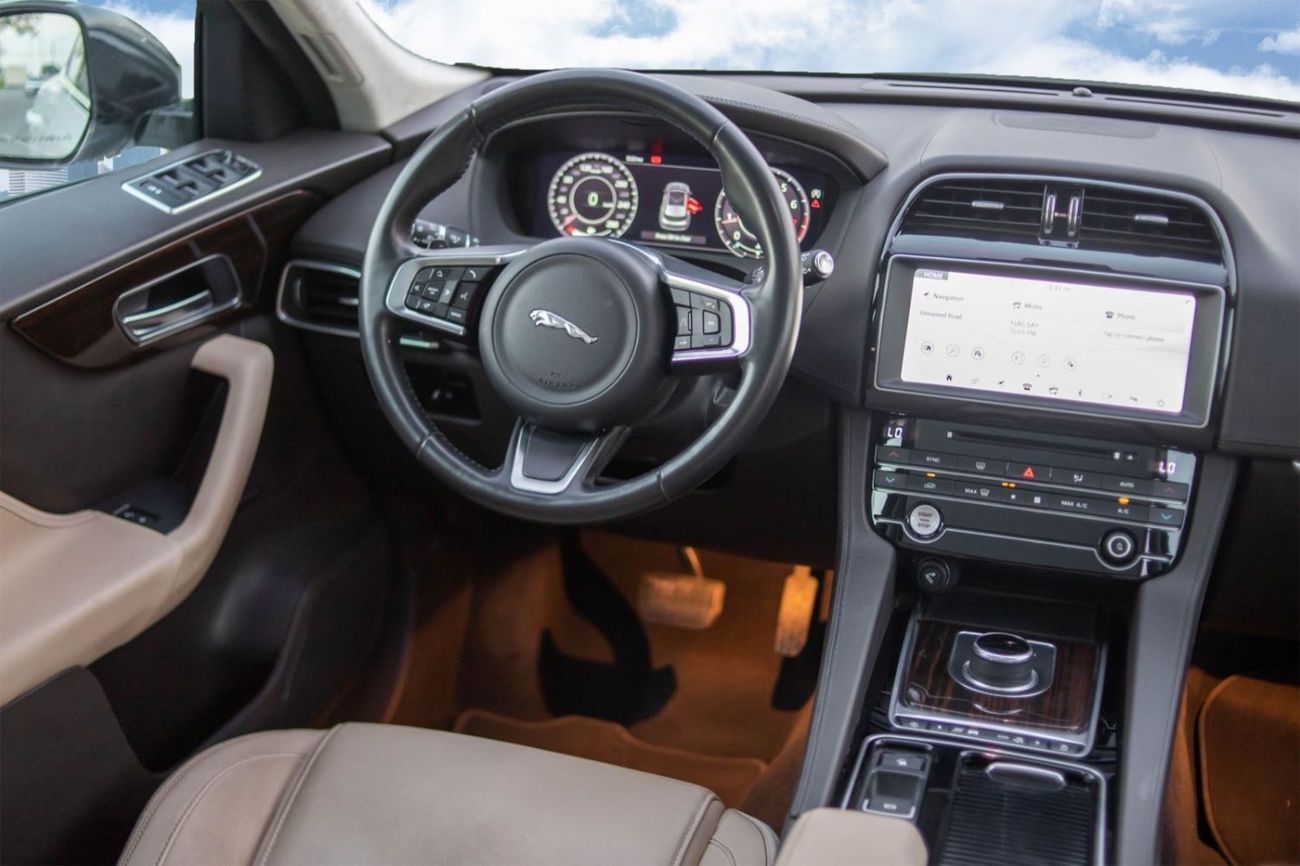 Jaguar F-PACE Prestige 2.0L | Under Warranty