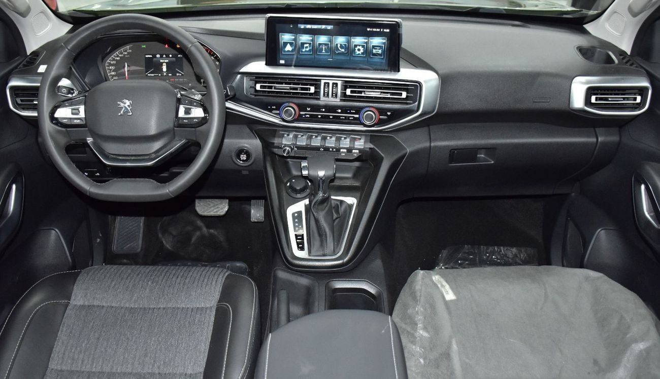 Peugeot Landtrek EXCELLENT DEAL for our Peugeot Landtrek 4WD ( 2023 Model ) in Green Color GCC Specs