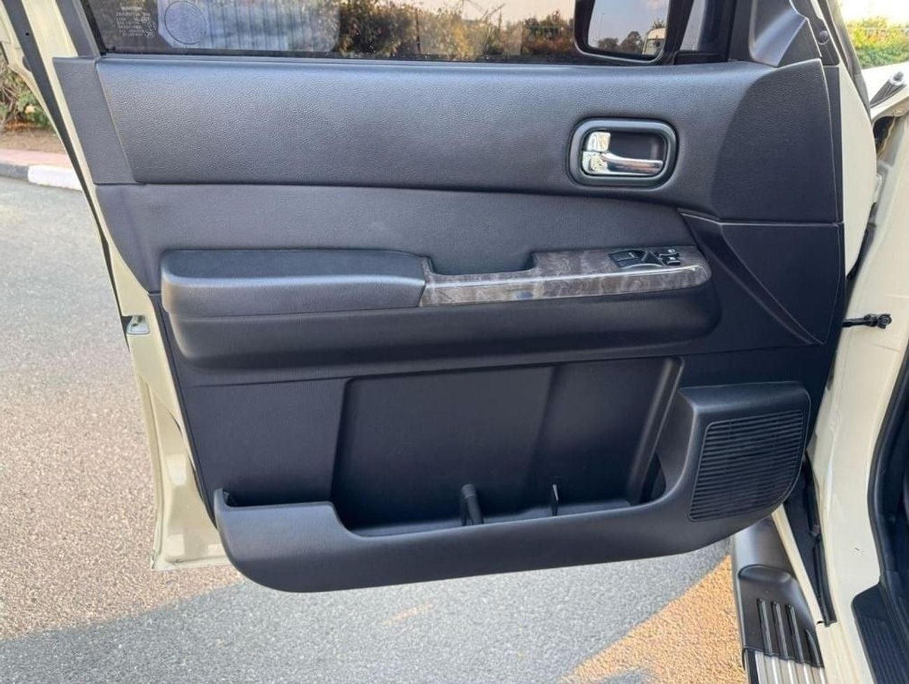 Nissan Patrol Super Safari GCC SPEC UNDER WARRANTY NEAT AND CLEAN