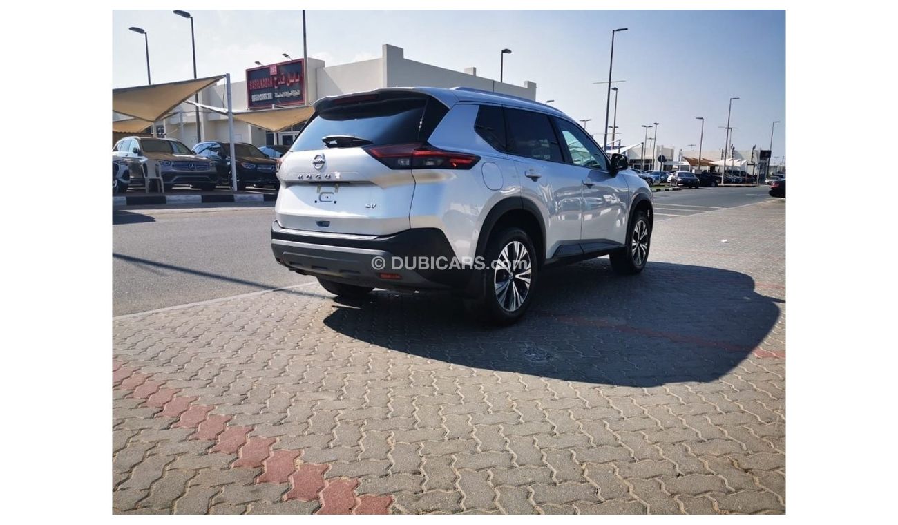 Nissan XTrail SV - Full option