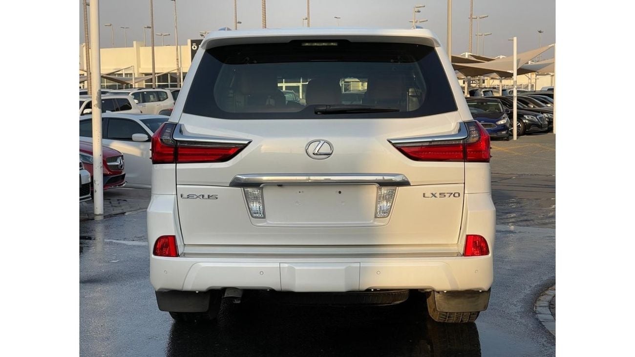Lexus LX 570 Platinum Lexus LX 570_GCC_2016_Excellent Condition _Full option
