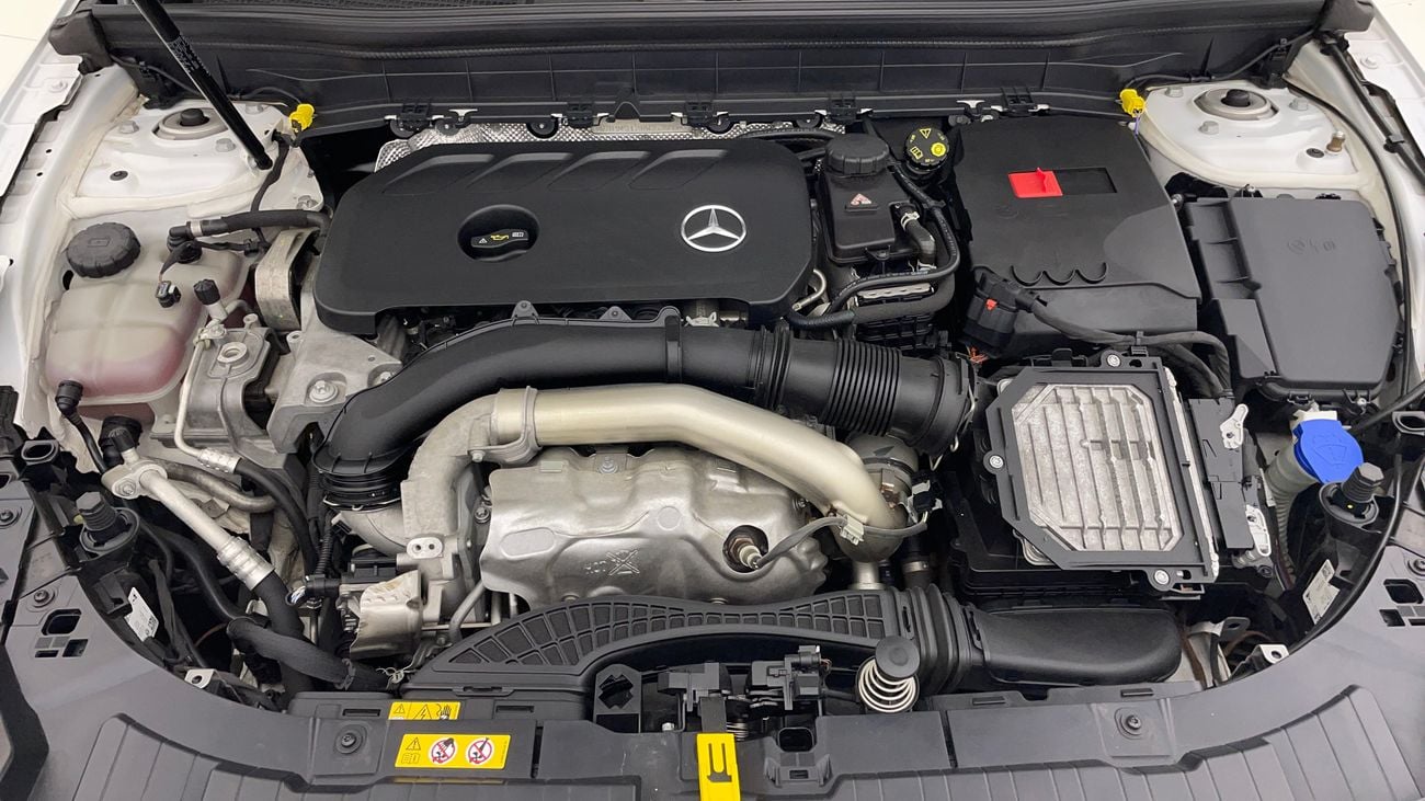 Mercedes-Benz GLB 250 PREMIUM PLUS AMG 2 | Zero Down Payment | Home Test Drive