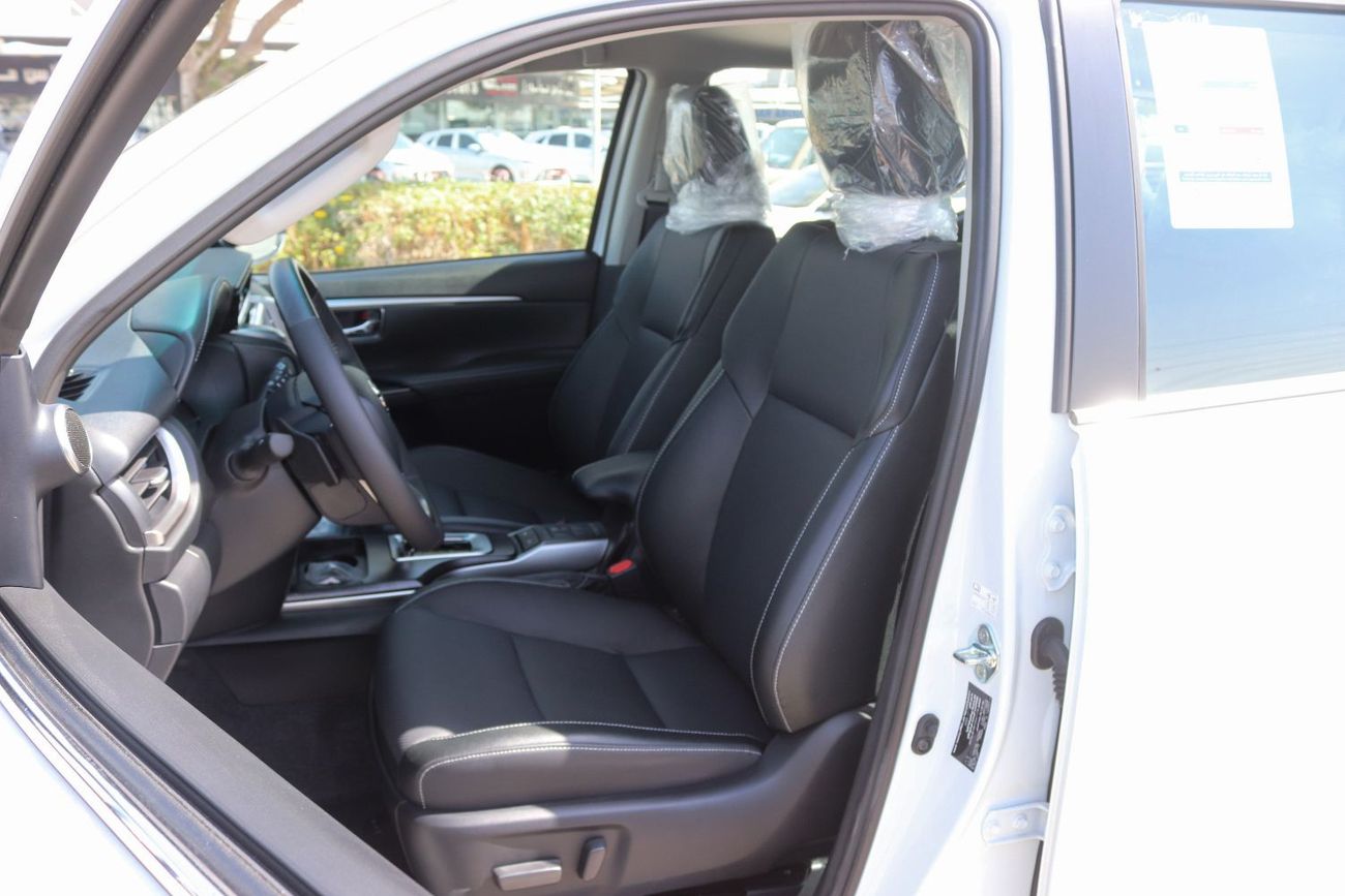 Toyota Fortuner 2026 Model Toyota Fortuner, 4.0L Petrol 4WD 6A/T