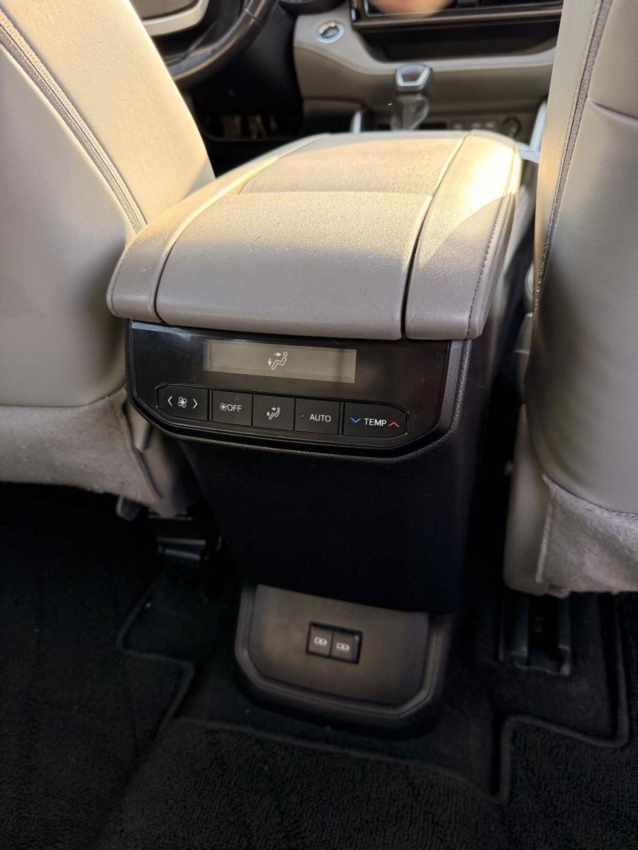 تويوتا هايلاندر Limited 2.5L AWD