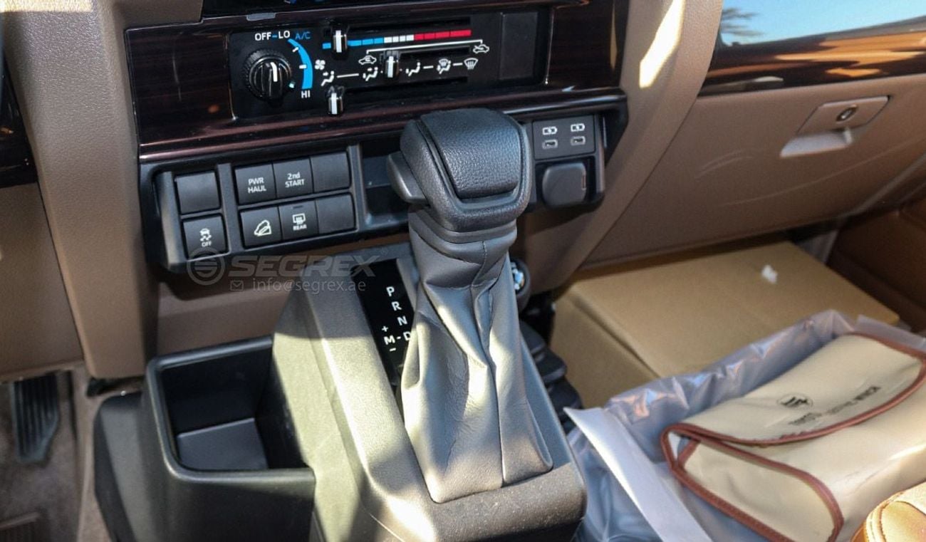 تويوتا لاند كروزر 70 2025 Model Toyota Land Cruiser Hardtop LC76, 2.8L Diesel 4WD 6A/T